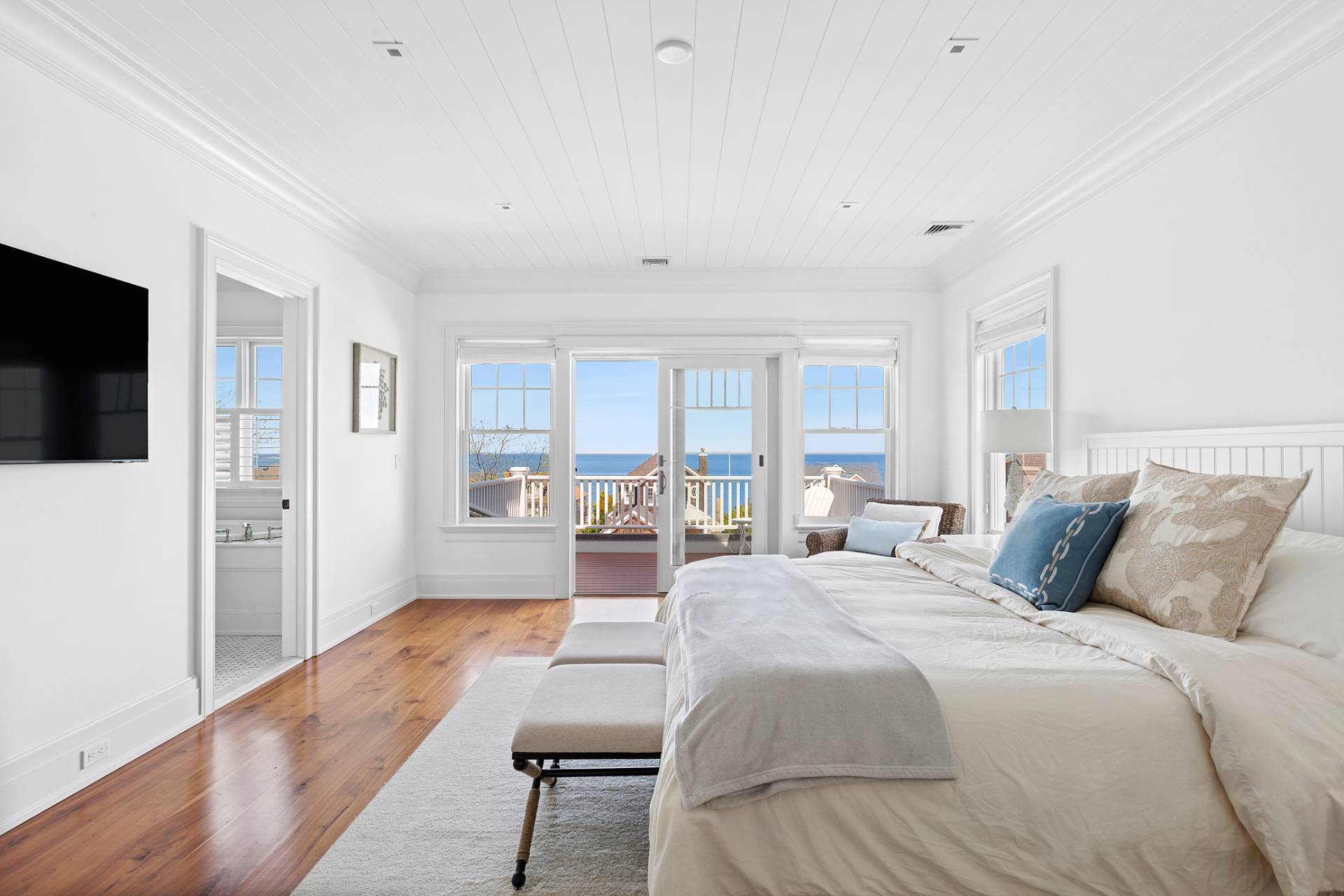 938 Sound Shore Road Riverhead, NY 11901 - Photo 23 of 50 Gallery Image 23
