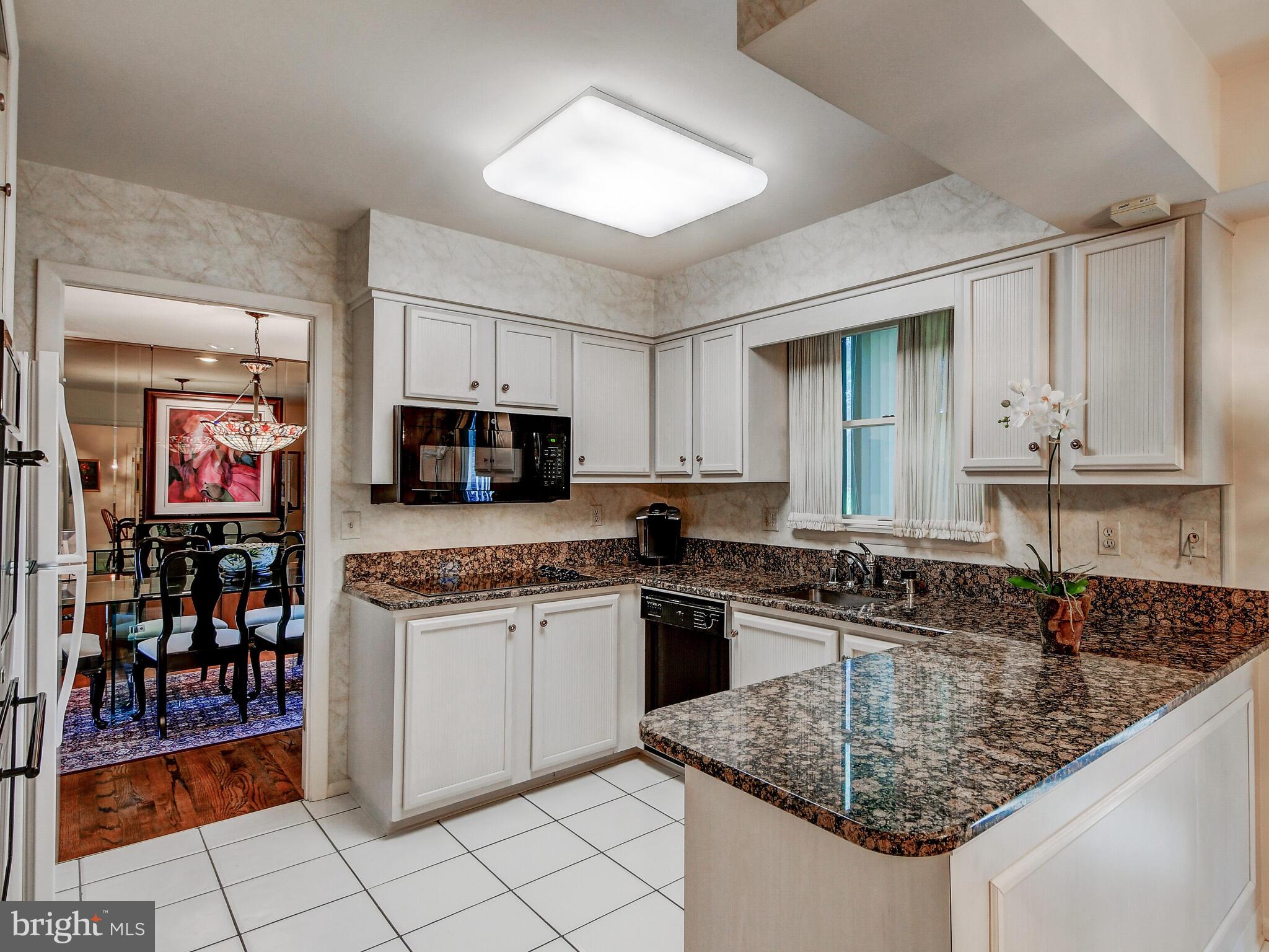 8505 Stevenson Road Baltimore, MD 21208 - Photo 14 of 36 GRANITE KITCHEN