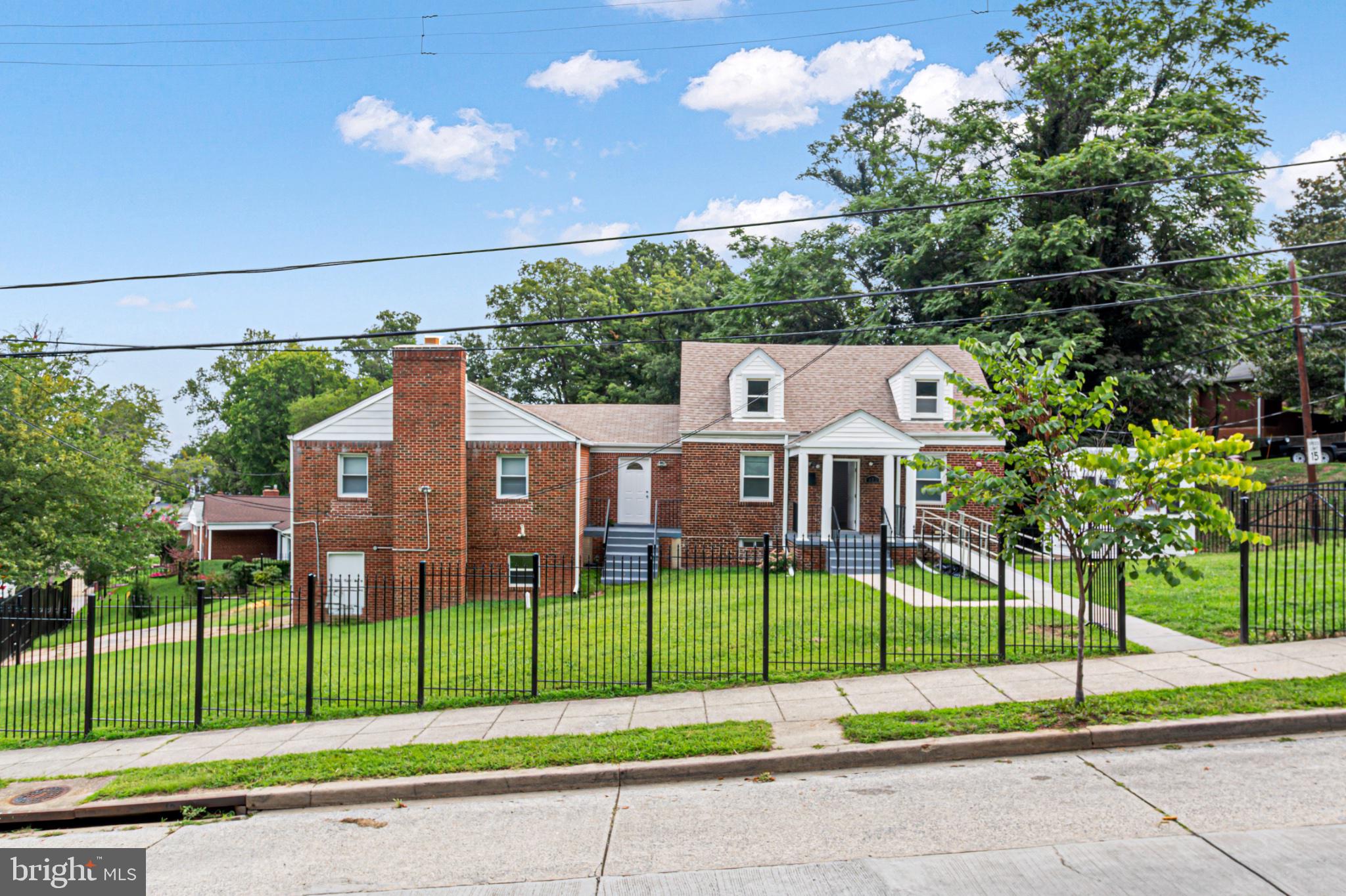 922 Ridge Road Southeast Washington, DC 20019 - Photo 1 of 66 Gallery Image 1
