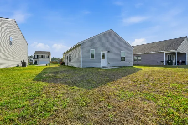 $335,000 | 426 Pender Woods Drive, Summerville, SC 29486