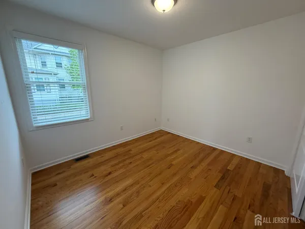 $2,100 | 16 East Kupsch Street, Unit A, Sayreville, NJ 08872