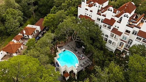 $1,400,000 | 1815 Rue De St Tropez, Austin, TX 78746