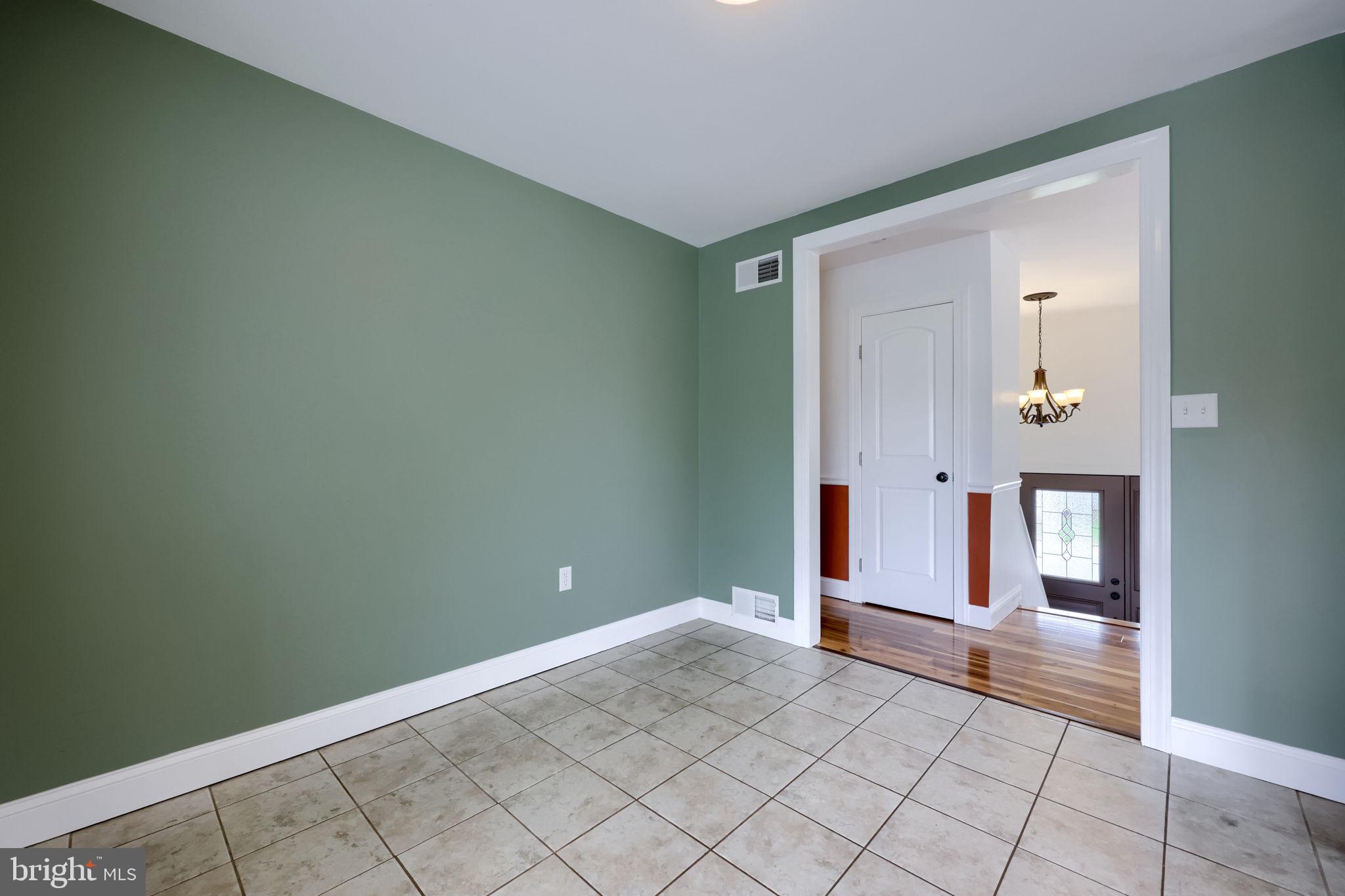 131 South Oak Street Lititz, PA 17543 - Photo 15 of 41 Gallery Image 15