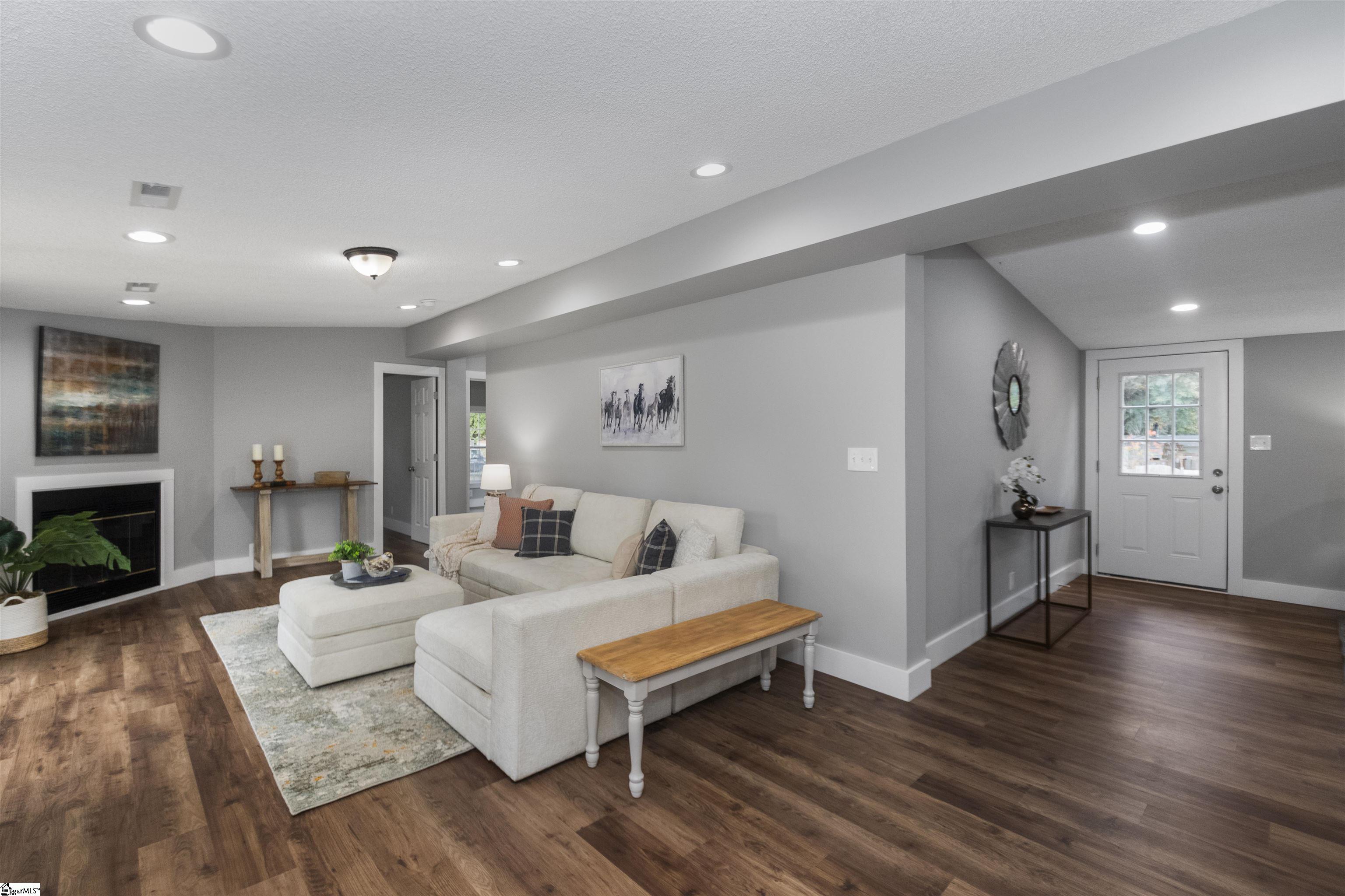 366 Goldsmith Road Simpsonville, SC 29681 - Photo 20 of 36 Gallery Image 20