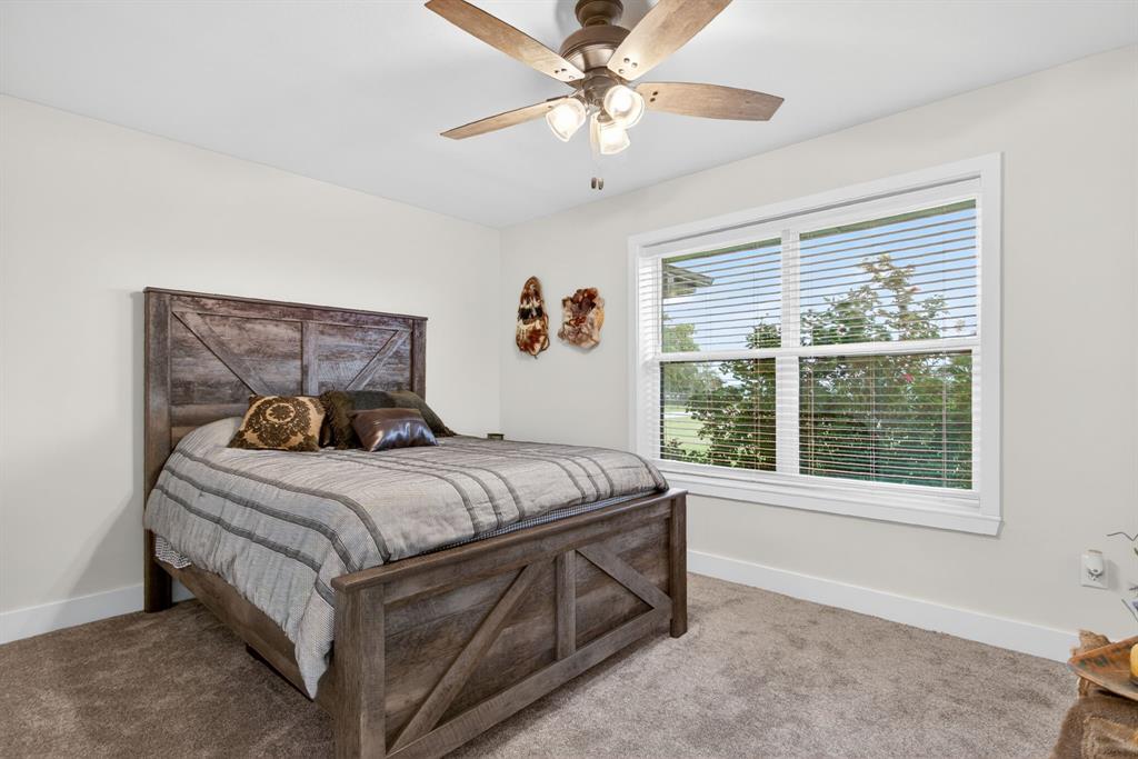 3914 Alamo Road Bowie, TX 76230 - Photo 11 of 34