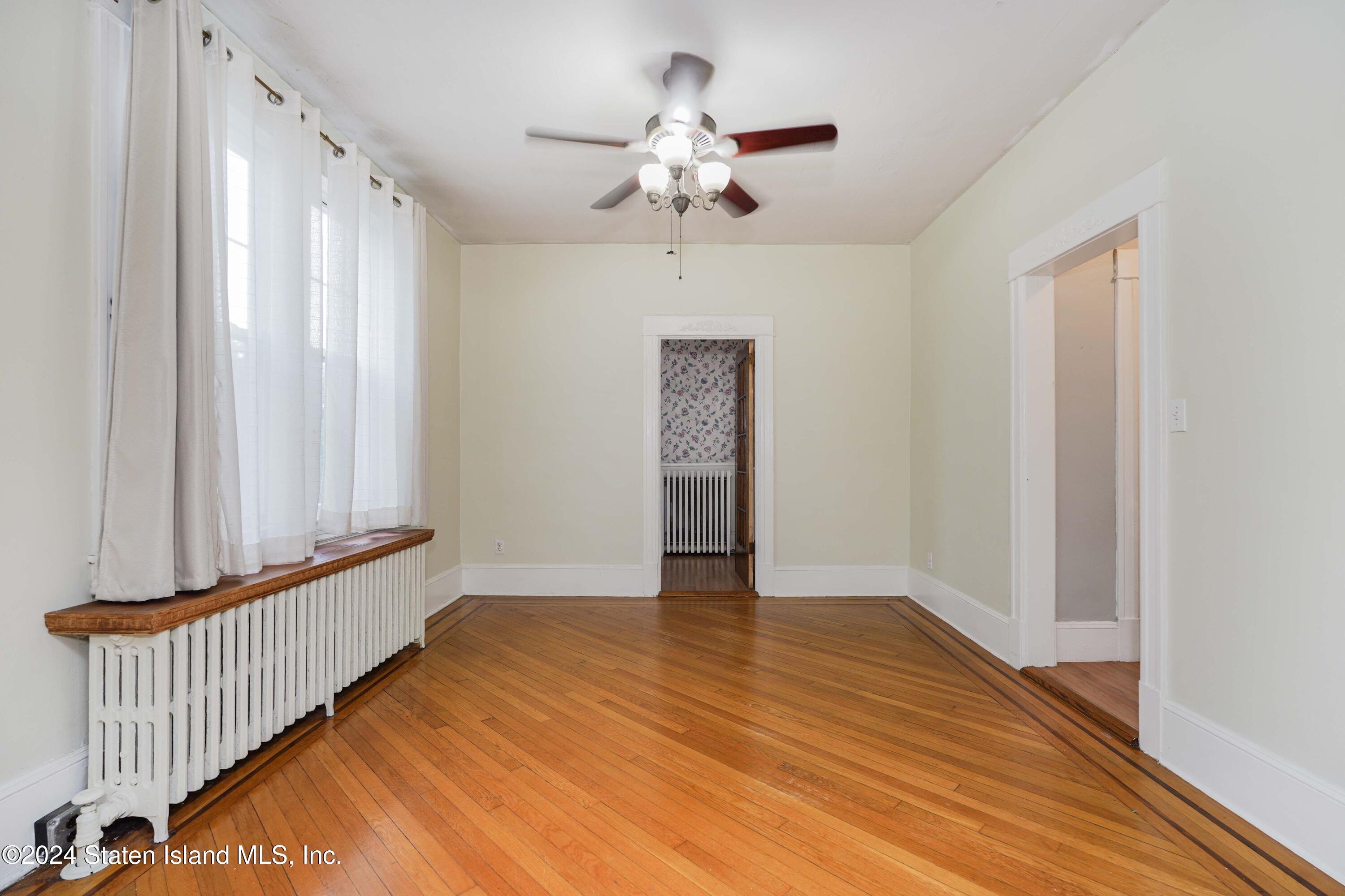 25 Silver Lake Road Staten Island, NY 10301 - Photo 13 of 22 photo aug 25 2024, 4 54 40 am