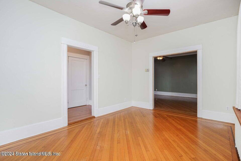 25 Silver Lake Road Staten Island, NY 10301 - Photo 4 of 22 20240926150914919394000000-o