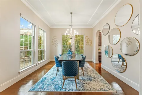 $1,548,000 | 19 Paloma Bend Place, The Woodlands, TX 77389