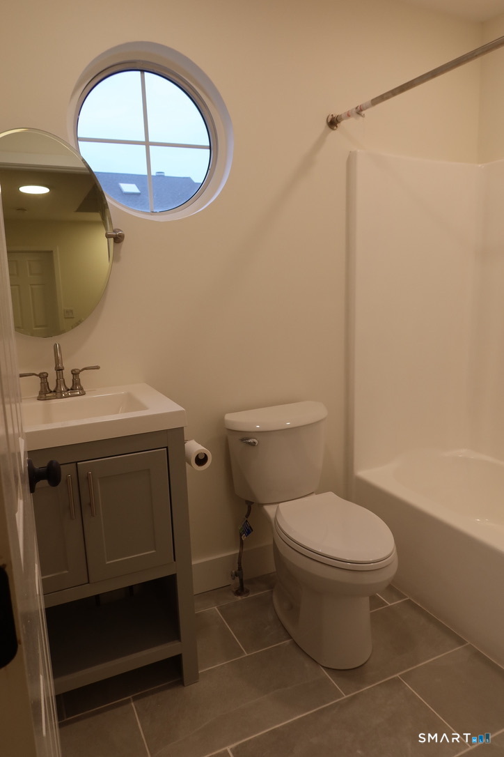 124 Hope Street, Unit B Stamford, CT 06906 - Photo 14 of 20