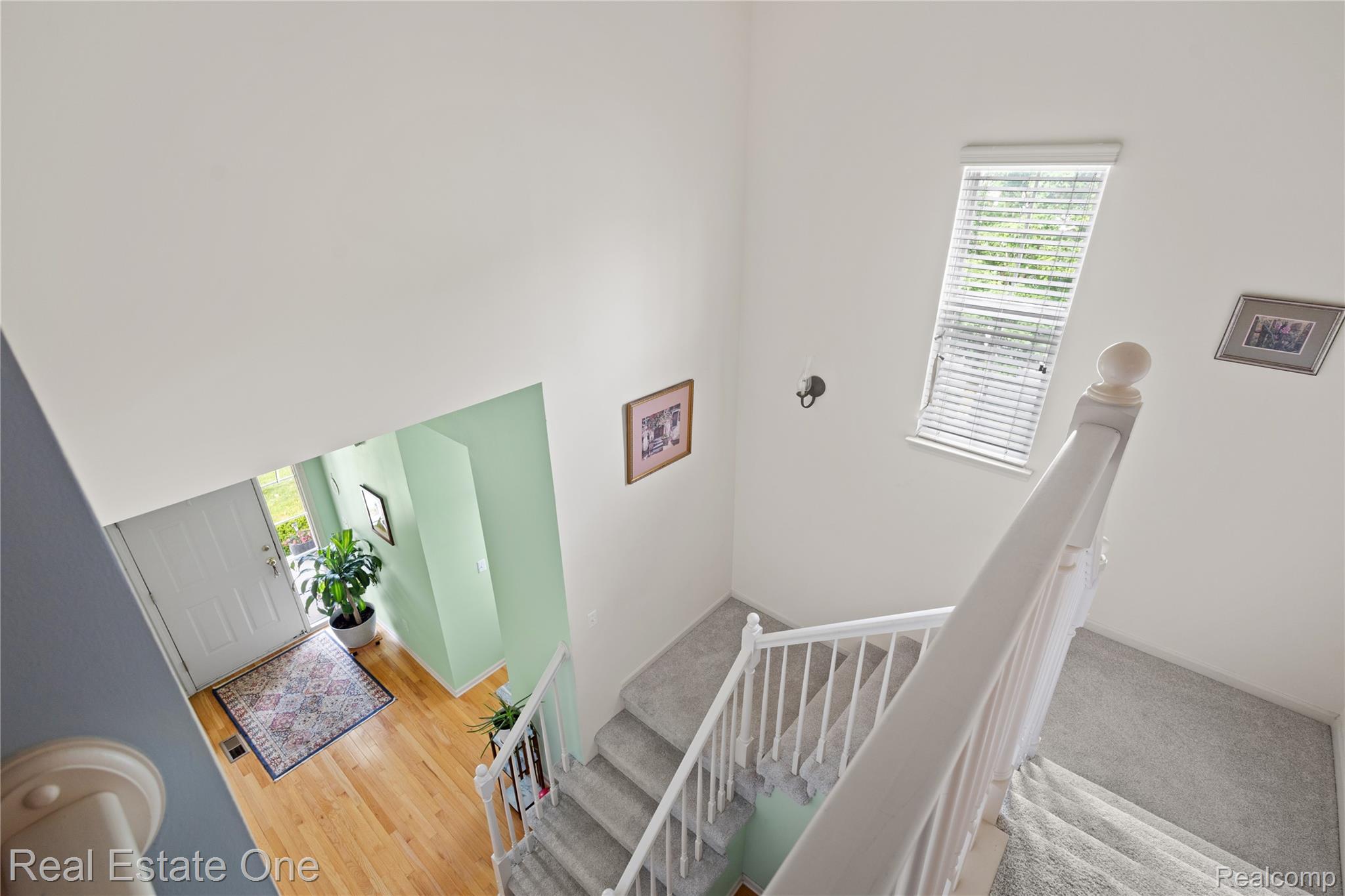 731 East Bluff Court Rochester, MI 48306 - Photo 20 of 39 IMG_7321.jpg