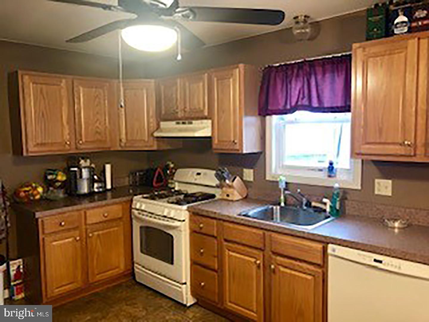 4526 Sefranka Road Temple, PA 19560 - Photo 9 of 15