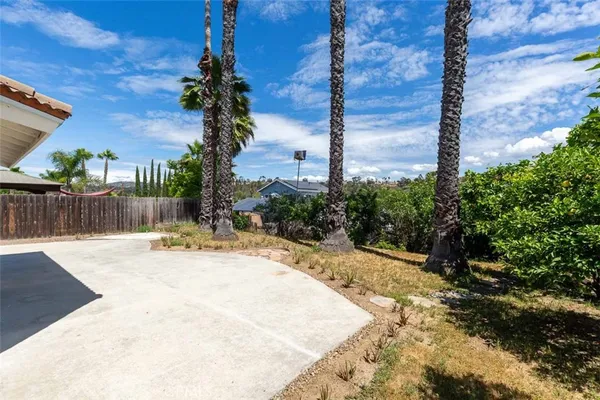 $1,049,000 | 13757 Eisenhower Avenue, Poway, CA 92064