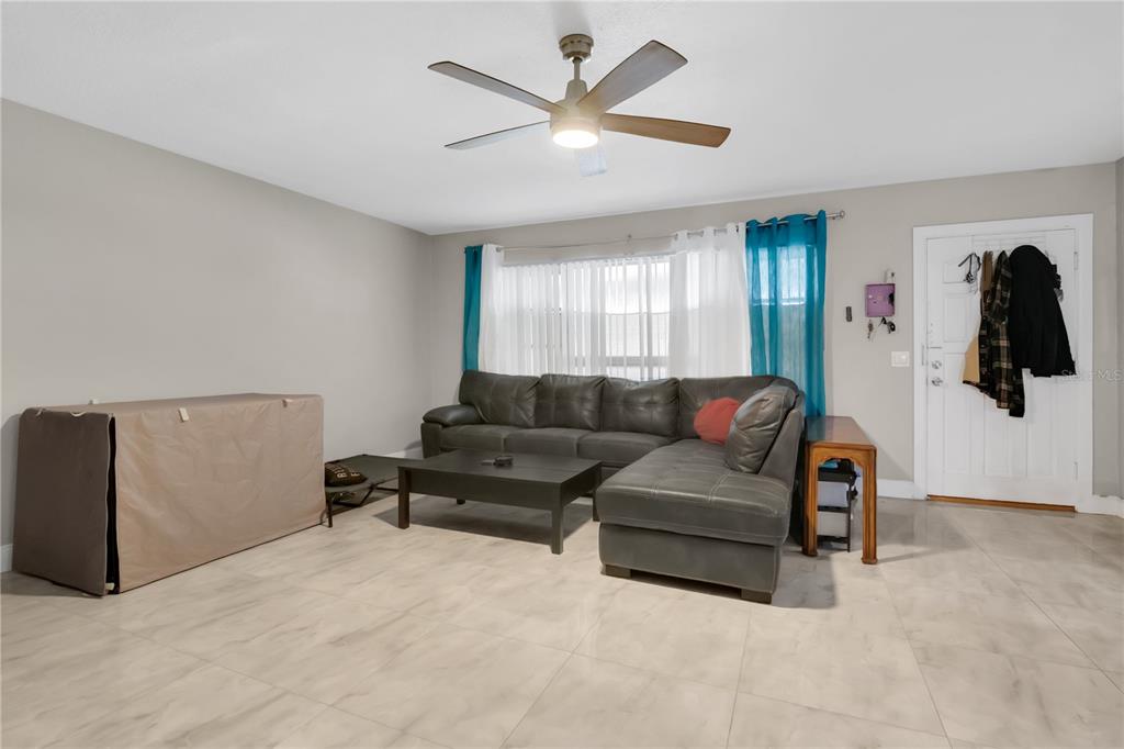 9727 Bear Lake Road Apopka, FL 32703 - Photo 14 of 28