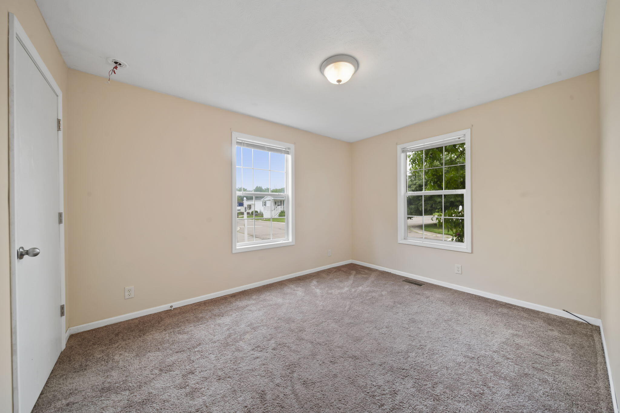 6655 Jackson Road, Unit 722 Ann Arbor, MI 48103 - Photo 16 of 35 16-web-or-mls-DSC03150