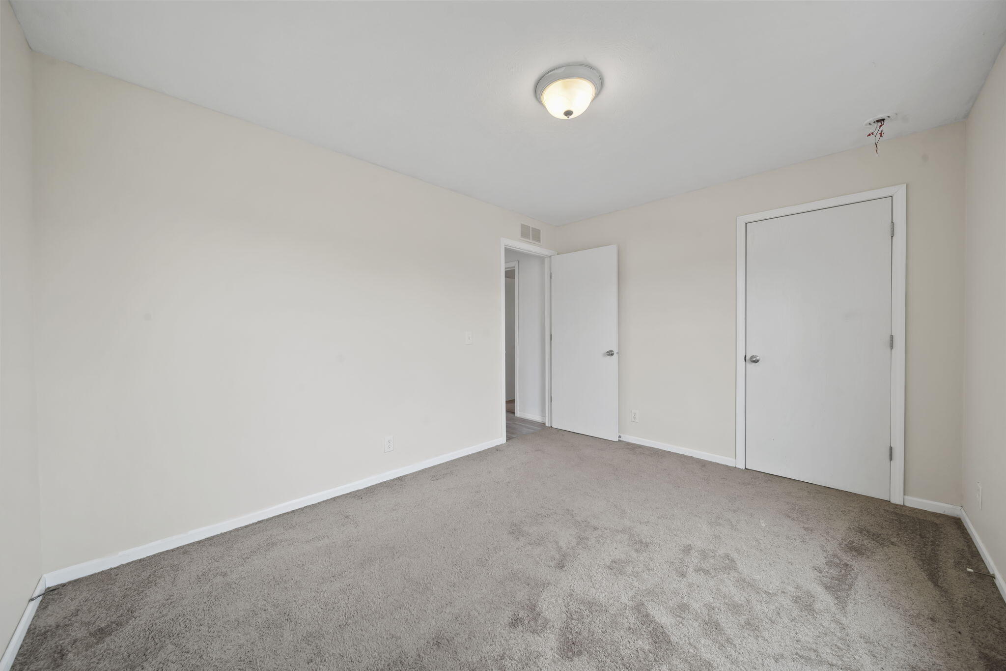 6655 Jackson Road, Unit 722 Ann Arbor, MI 48103 - Photo 17 of 35 17-web-or-mls-DSC03156