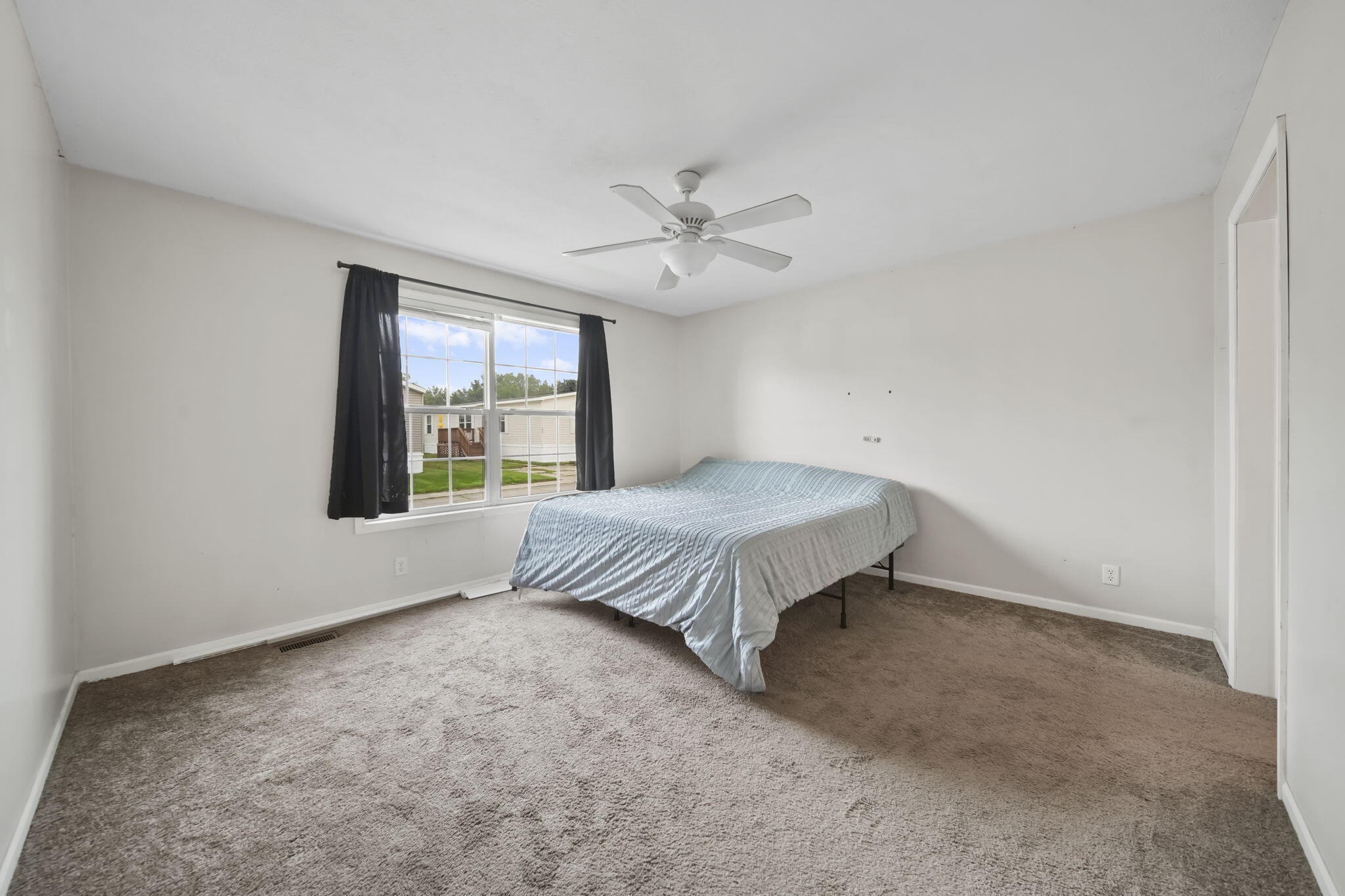 6655 Jackson Road, Unit 722 Ann Arbor, MI 48103 - Photo 18 of 35 18-web-or-mls-DSC03166