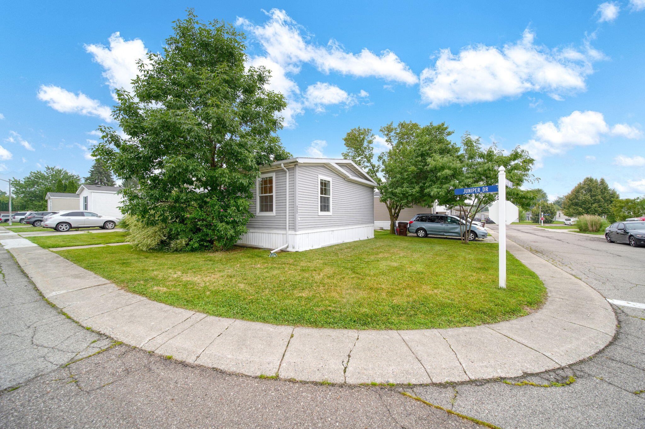 6655 Jackson Road, Unit 722 Ann Arbor, MI 48103 - Photo 26 of 35 27-web-or-mls-DSC03026_HDR