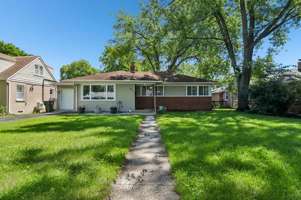 $429,900 | 151 South Ashland Avenue, Palatine, IL 60074