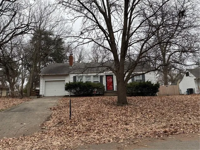 $190,000 | 1403 West 27th Terrace South, Independence, MO 64052