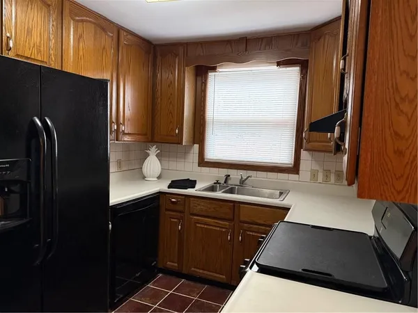 $185,000 | 1403 West 27th Terrace South, Independence, MO 64052