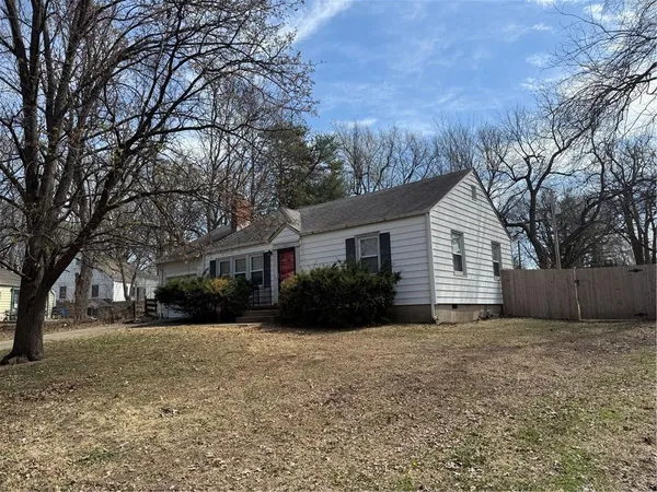 $185,000 | 1403 West 27th Terrace South, Independence, MO 64052