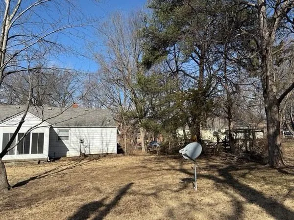 $185,000 | 1403 West 27th Terrace South, Independence, MO 64052