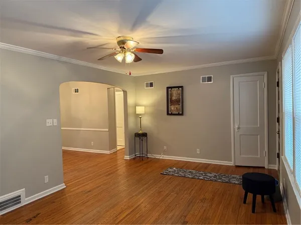 $185,000 | 1403 West 27th Terrace South, Independence, MO 64052