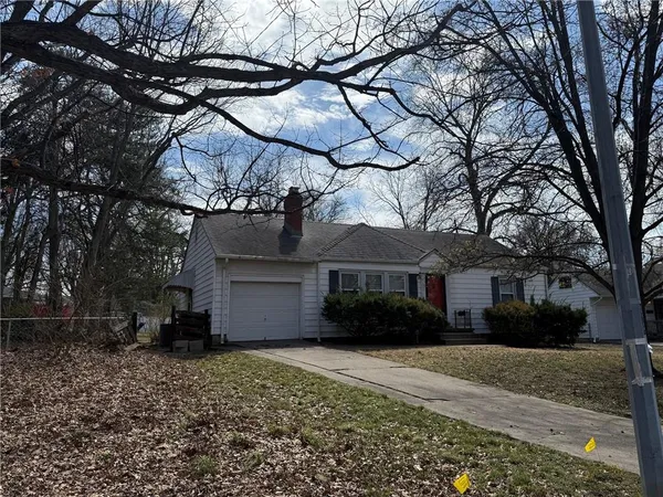 $185,000 | 1403 West 27th Terrace South, Independence, MO 64052
