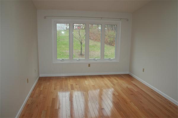 90 Londonderry Road, Unit 90 Grafton, MA 01519 - Photo 3 of 15 Gallery Image 3