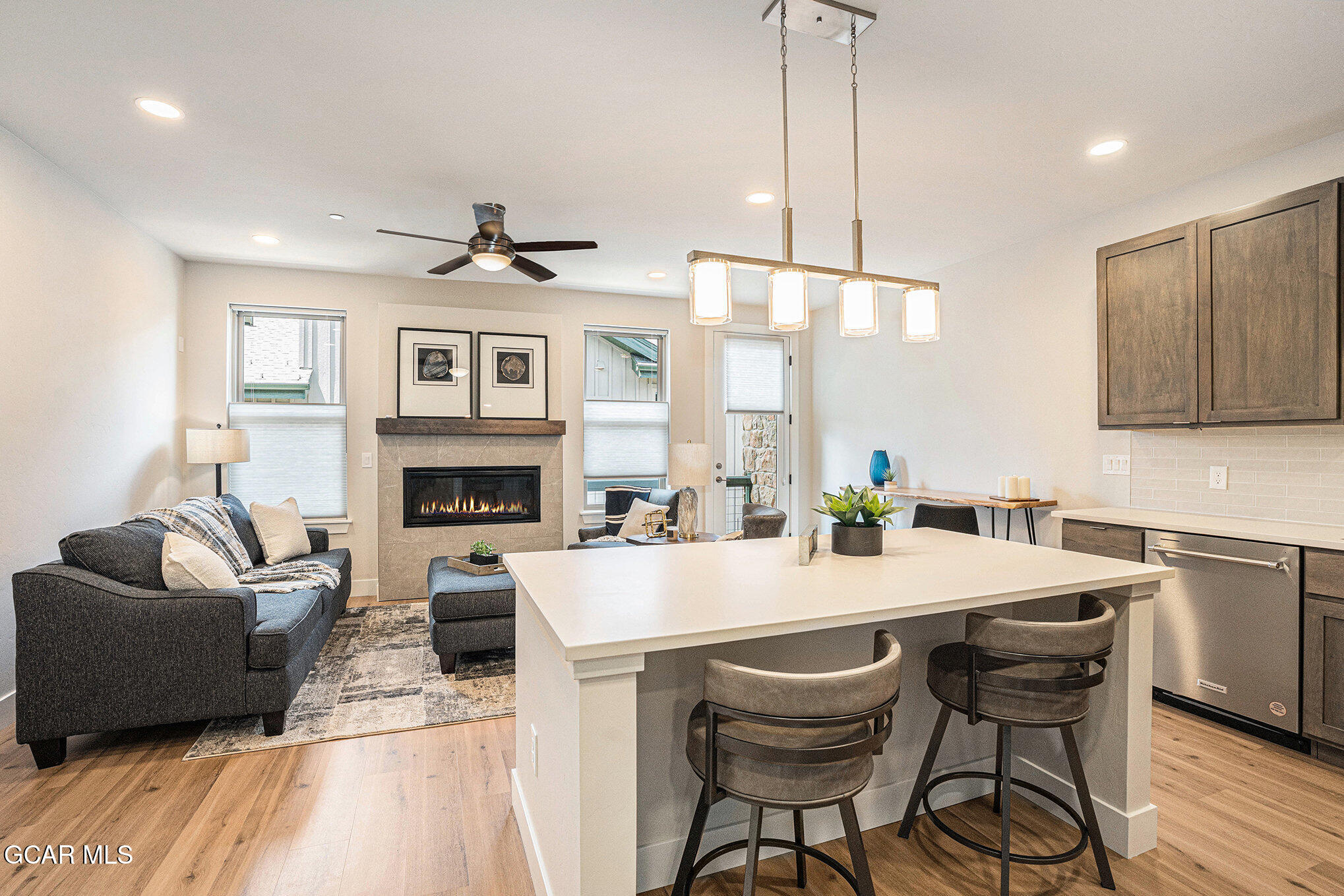 15 Explorers Avenue Fraser, CO 80442 - Photo 8 of 21 Kitchen Island Dining