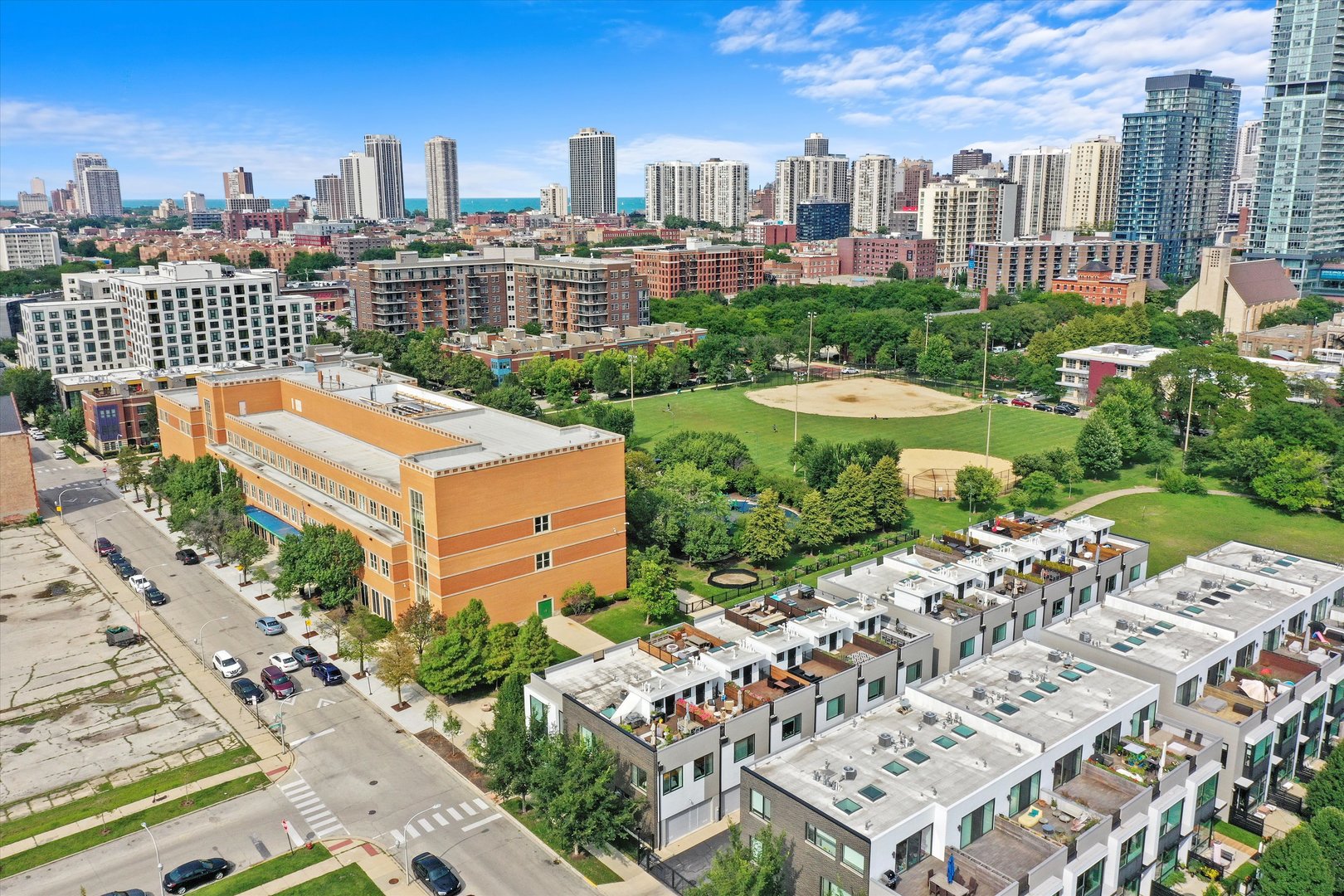 459 West Hobbie Street Chicago, IL 60610 - Photo 41 of 47 a view of a city that has tall buildings