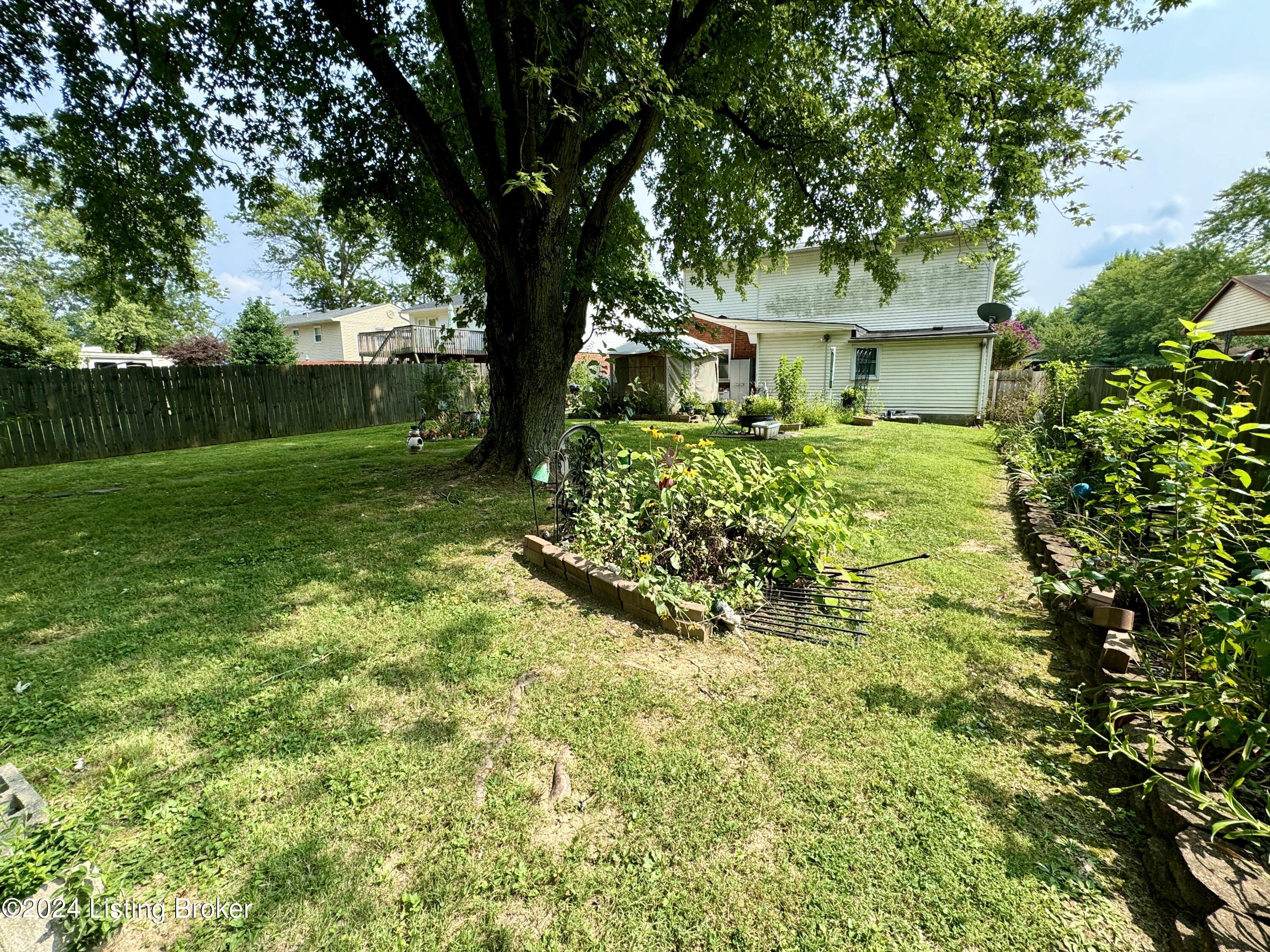 6711 Barfield Road Louisville, KY 40258 - Photo 24 of 26 IMG_3939