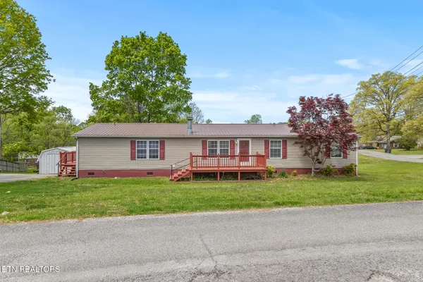 $219,900 | 336 Hillcrest Circle, Etowah, TN 37331