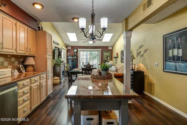 $447,500 | 1671 Lacebark Court, Toms River, NJ 08755