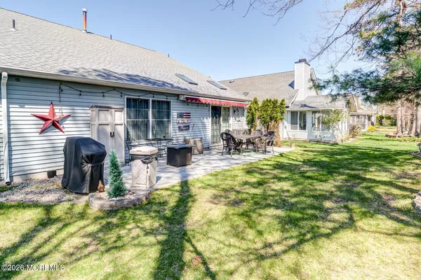 $447,500 | 1671 Lacebark Court, Toms River, NJ 08755