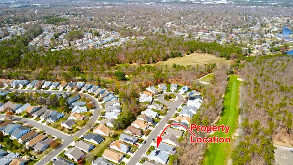 $447,500 | 1671 Lacebark Court, Toms River, NJ 08755