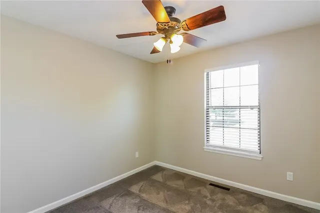 $2,250 | 411 Allendale Court, Greenwood, MO 64034