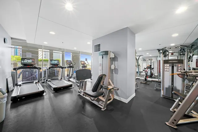 $295,000 | 1250 South Michigan Avenue, Unit 1708, Chicago, IL 60605