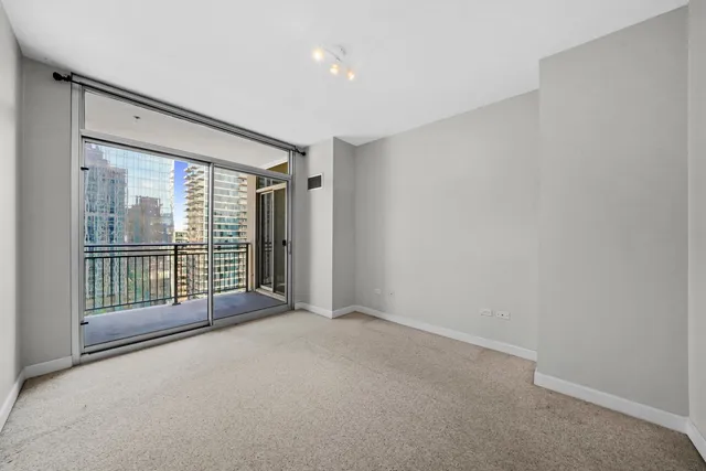 $295,000 | 1250 South Michigan Avenue, Unit 1708, Chicago, IL 60605