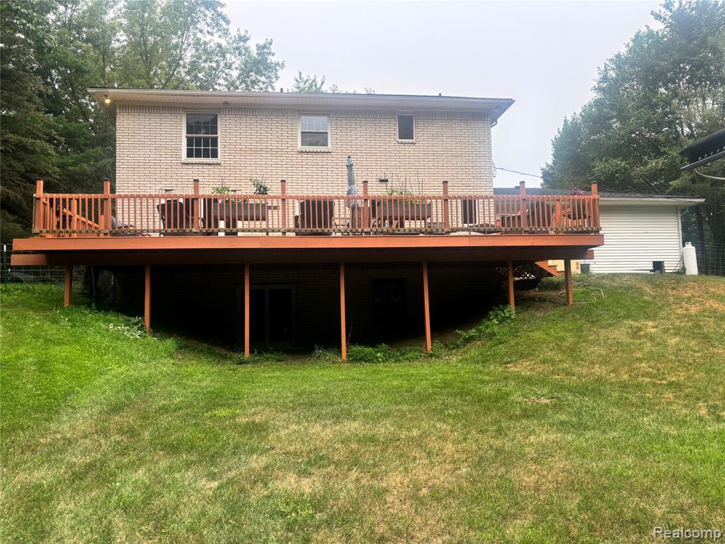 17301 Donohue Road Pinckney, MI 48169 - Photo 37 of 39 Gallery Image 37