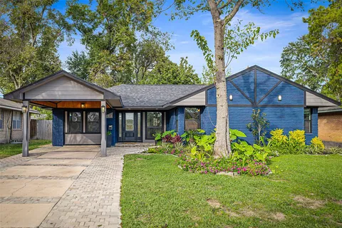 $558,000 | 5402 Libbey Drive, Houston, TX 77092