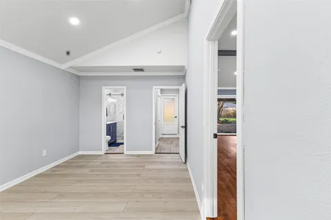 $558,000 | 5402 Libbey Drive, Houston, TX 77092