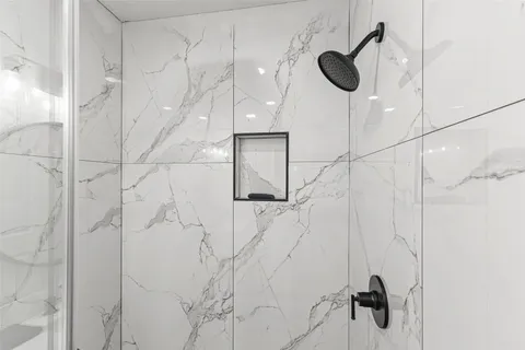 $558,000 | 5402 Libbey Drive, Houston, TX 77092