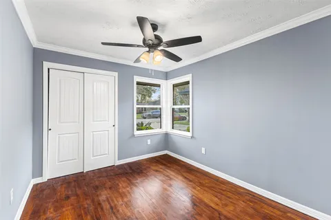 $558,000 | 5402 Libbey Drive, Houston, TX 77092