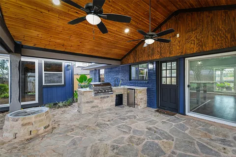 $558,000 | 5402 Libbey Drive, Houston, TX 77092