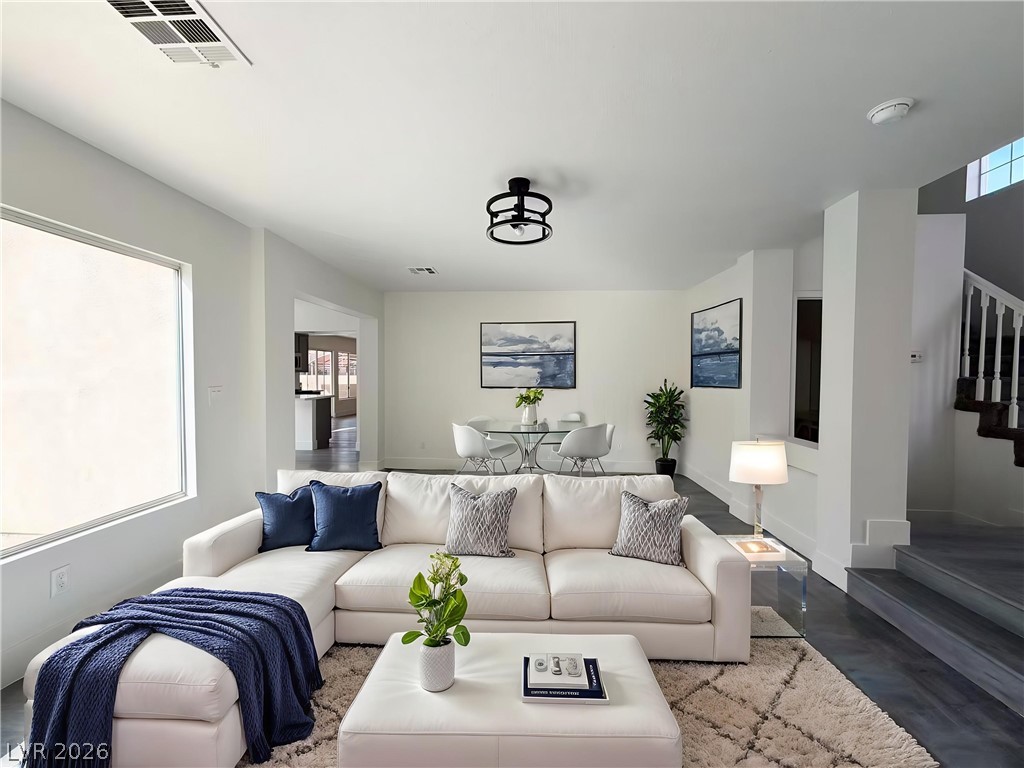 261 Delfino Way Henderson, NV 89074 - Photo 4 of 29 Virtual Staging