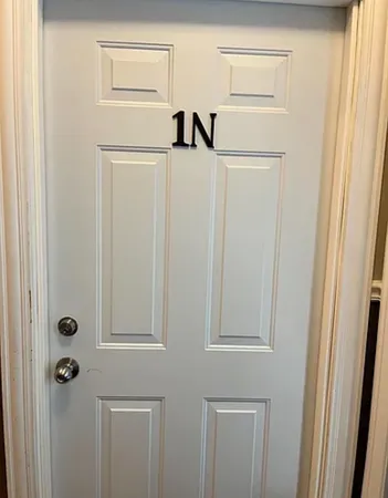 $2,000 | 2310 West Grand Avenue, Unit 1N, Chicago, IL 60612