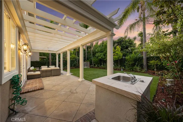 $2,898,888 | 32 Silveroak, Irvine, CA 92620