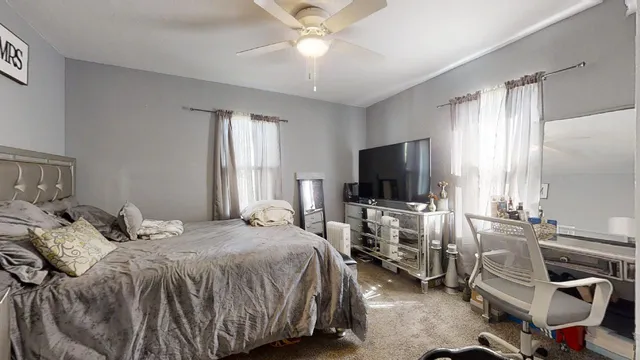 $89,900 | 1124 West Cushing Street, Decatur, IL 62526