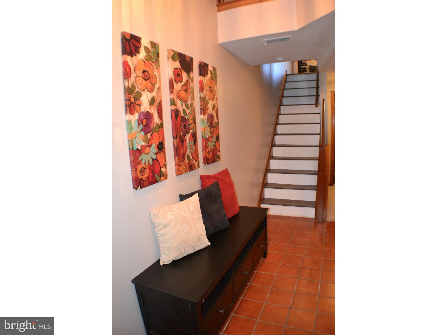 8816 Ridge Avenue, Unit 19 Philadelphia, PA 19128 - Photo 25 of 25 Foyer